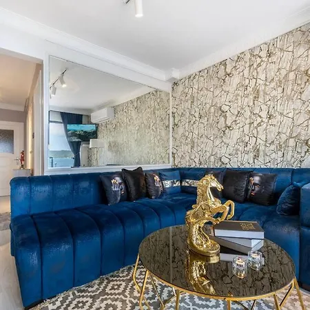 Magnificent Mansion W/view Bosphorus&jacuzzi דירה איסטמבול